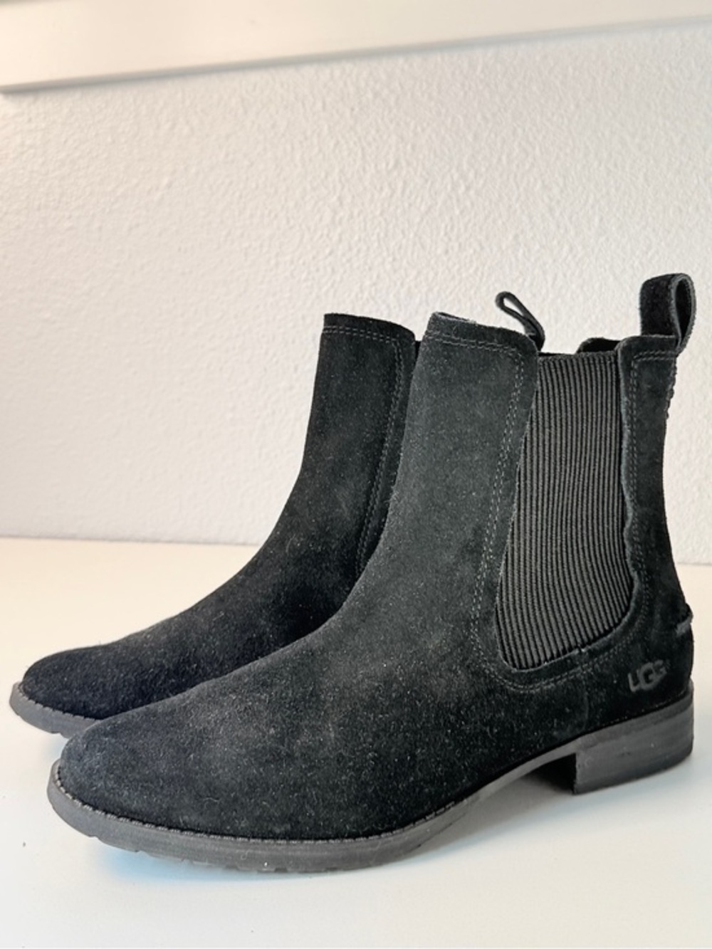 UGG Bonham III Chelsea Boots Black Waterproof Suede Womens 7.5